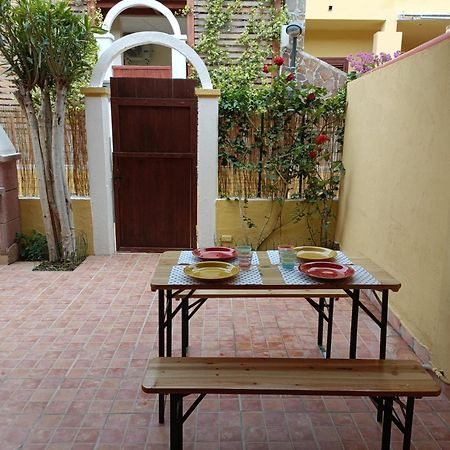 Villasimius Casa Vacanze ภายนอก รูปภาพ